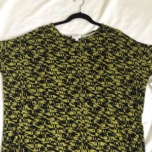 Lularoe Medium Irma Tunic